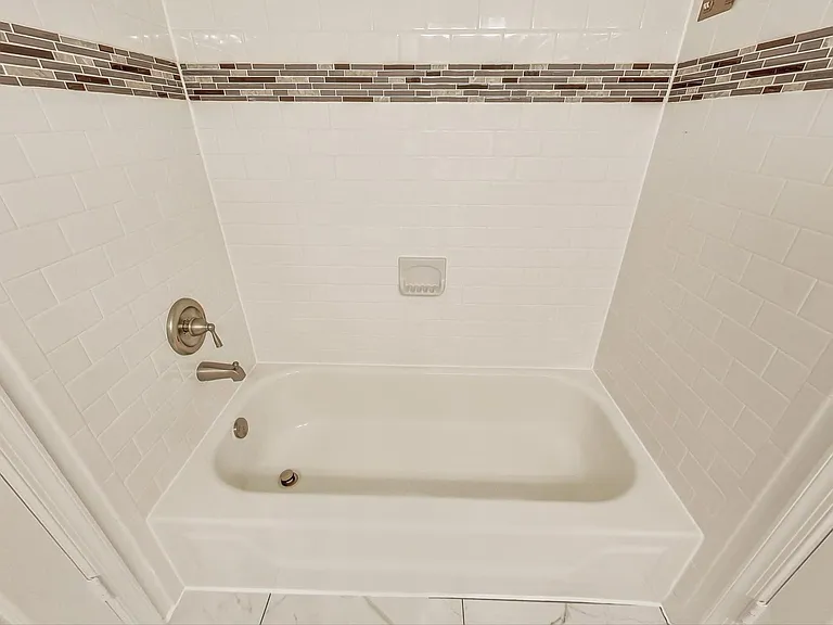 15300 Diamond Cove Ter #4 — Photo 24