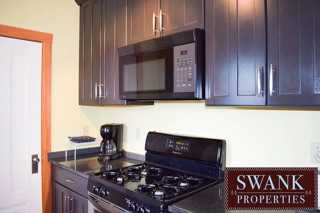 2 bed, $4,680 — Photo 1