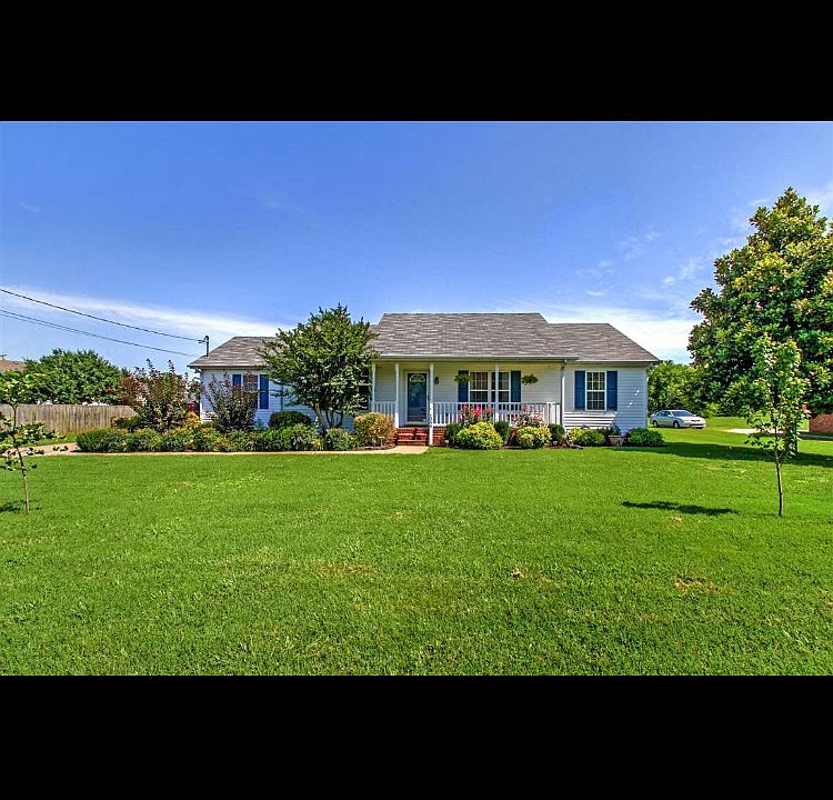 1st image of 1046 Snead Dr