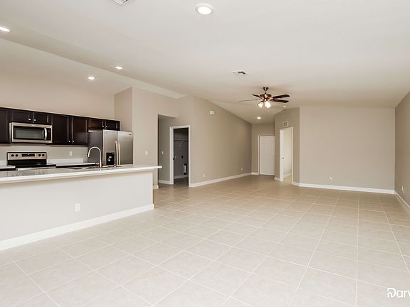 5th image of 2627 Trinity Ave SE