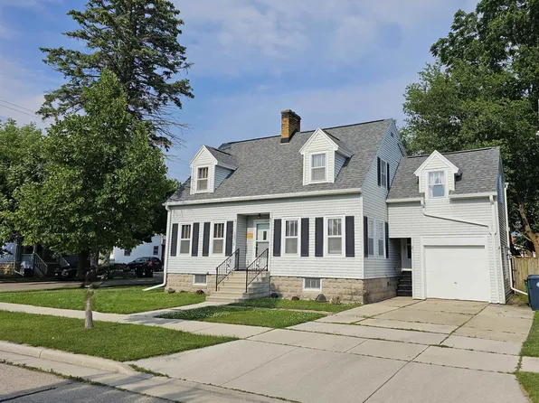 69 Green St, Fond Du Lac, WI 54935