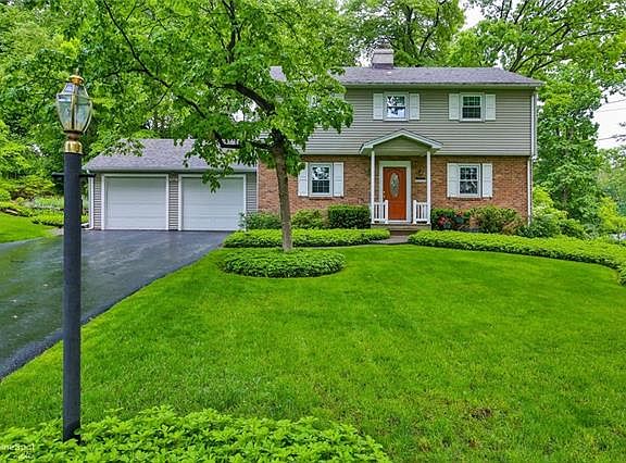 2nd image of 3561 Timberlane Dr