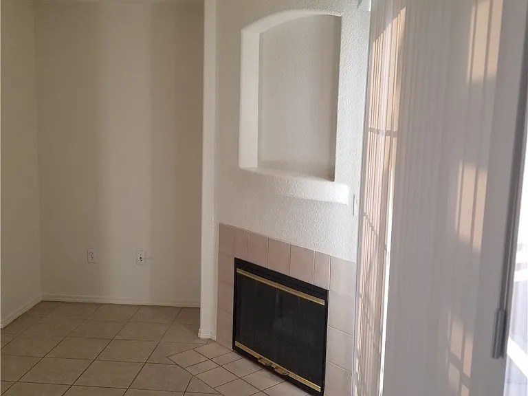 4730 E Craig Rd #1154 — Photo 3