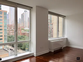 Rented by R New York