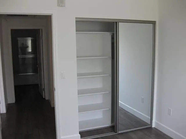 7118 Amigo Ave #405 — Photo 8