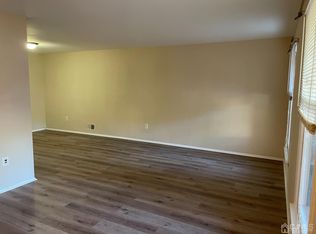 133 Buttonwood Dr, East Brunswick, NJ 08816