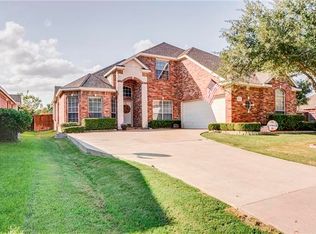 8013 Stonehaven Ln, Rowlett, TX 75089