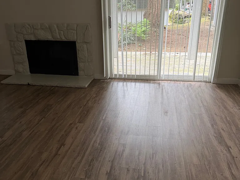 34019 1st Cir S — Photo 1