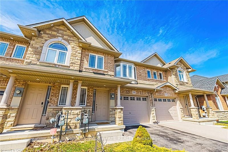 Hamilton Townhouse for rent - 3 Bedrooms — photo 2