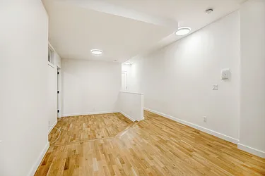 Rented by Akelius Real Estate Management