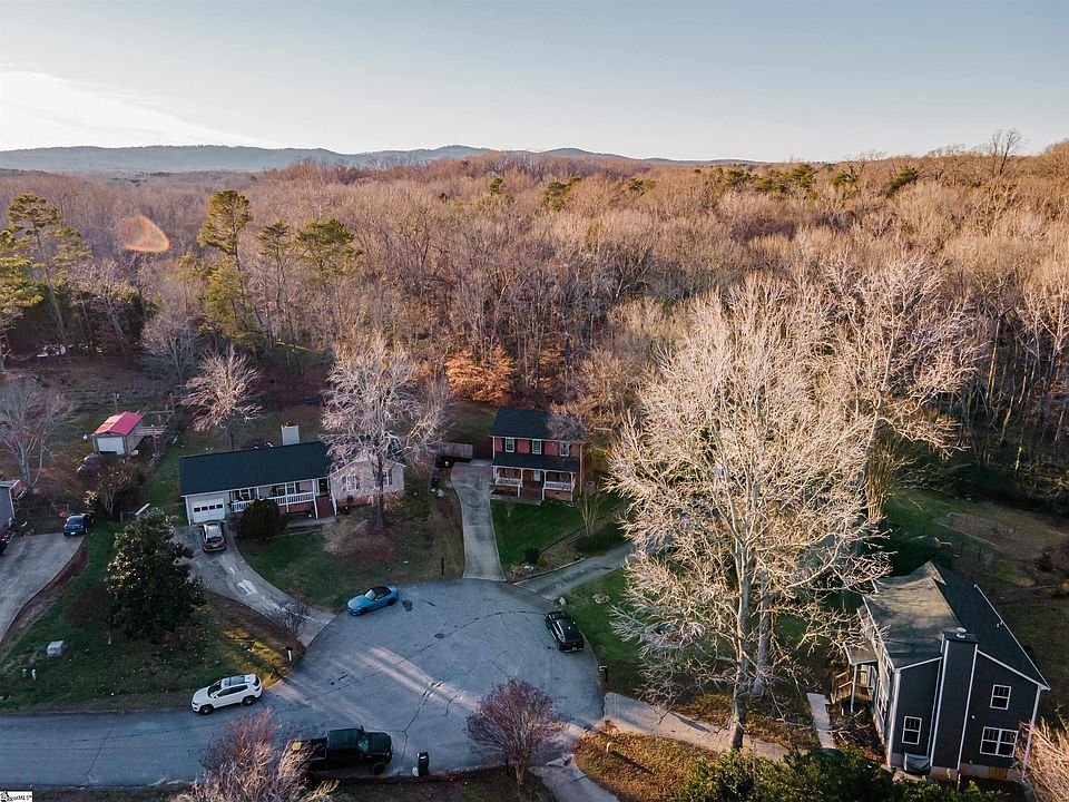 533 Indian Trl, Taylors, SC 29687 Zillow