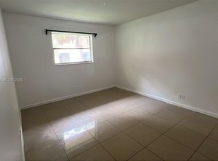 8704 NW 35th St APT 208, Pompano Beach, FL 33065