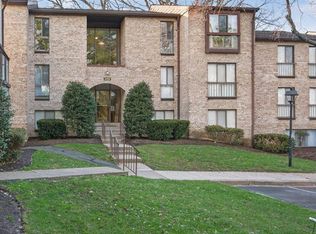 Southgate Condo, Reston, VA 20191