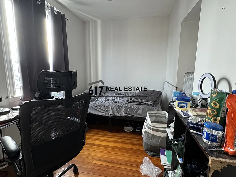 37 Egremont Rd #5 — Photo 10