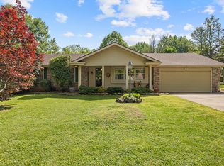 3606 S Parkhill Ave, Springfield, MO 65807
