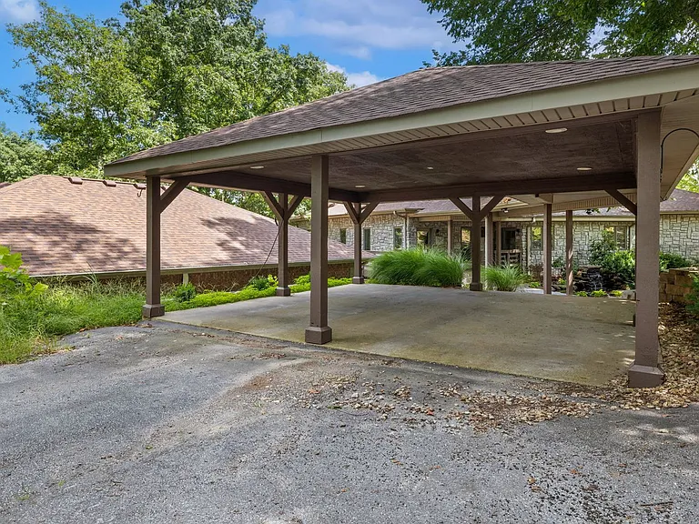 4705 Spring Valley Rd #ID1263270P — Photo 40