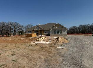 156 Oak Grove Way, Springtown, TX 76082