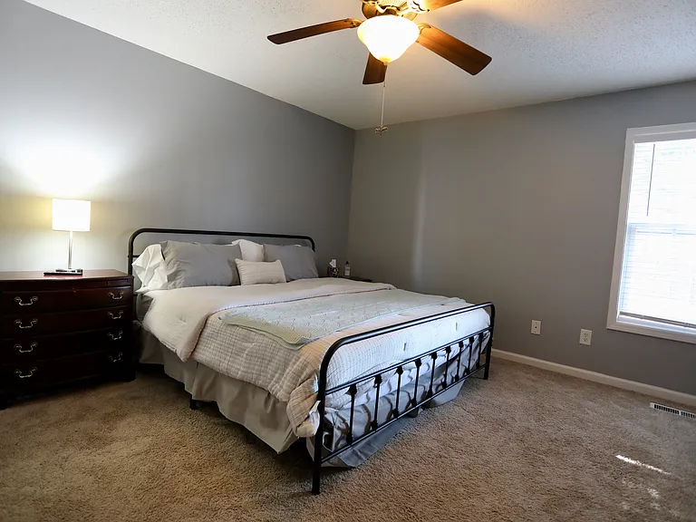 350 Woodgreen Dr — Photo 14
