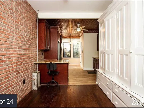 1926 Madison Street image 1 of 14