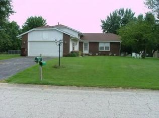 3804 Liberty Dr, Valparaiso, IN 46383