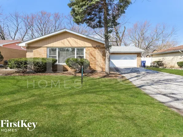 4302 Applewood Ln, Matteson, IL 60443