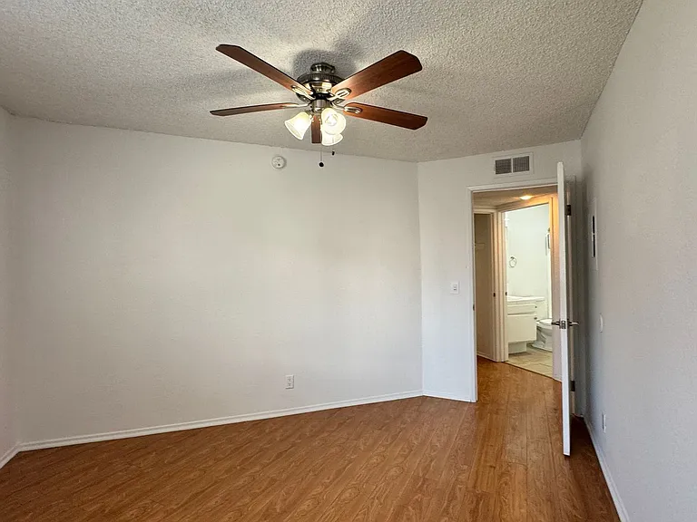 5050 Klump Ave — Photo 21