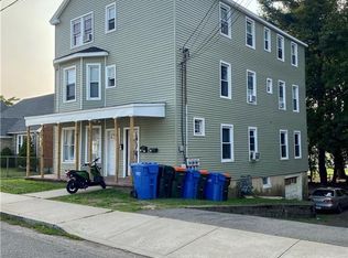 34 James St, Meriden, CT 06451