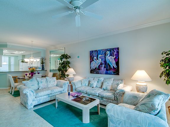 5th image of 9601 Castle Point Dr #816-8