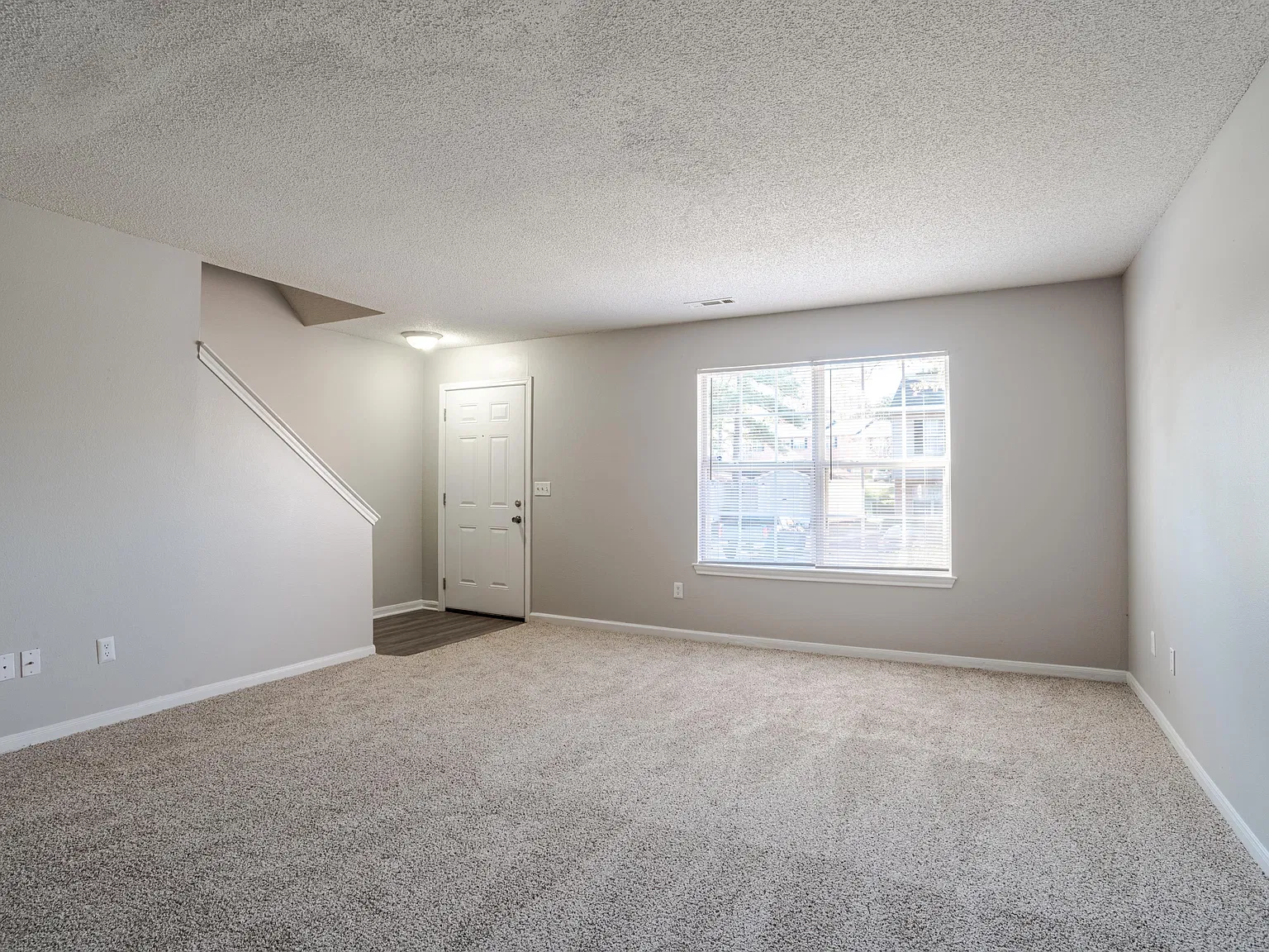 Brookside Pointe Apartments — Photo 4