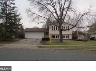 8133 W 102nd St, Minneapolis, MN 55438