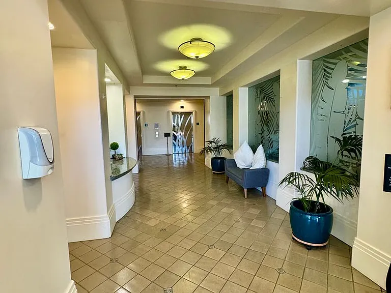 801 S King St #1508 — Photo 3