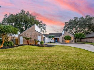 2831 Glenn Lakes Ln, Missouri City, TX 77459