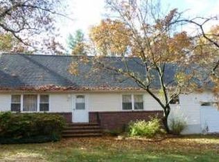 48 Circle Dr, Paramus, NJ 07652