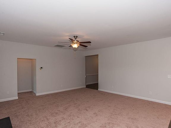 007 Family Room Compressed