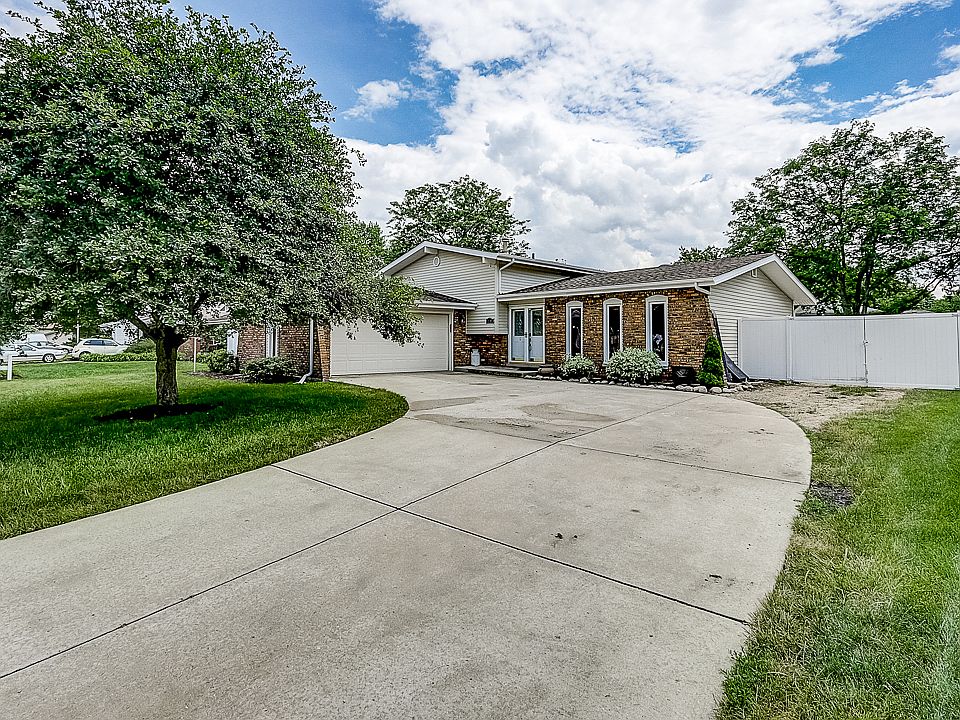 1st image of 118 Heritage Dr