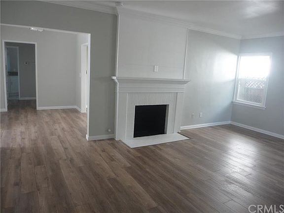 4th image of 11132 Califa St