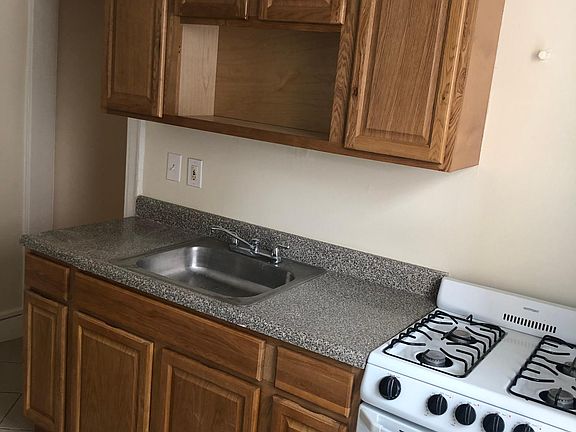 3rd image of 50 Lenox Ave APT 306