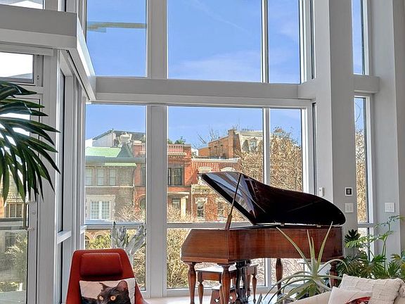 5th image of 1612 16th St NW APT 3