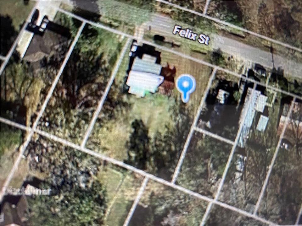 2nd image of 234 Felix St