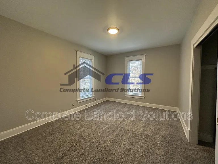 2206 N 11th St — Photo 6