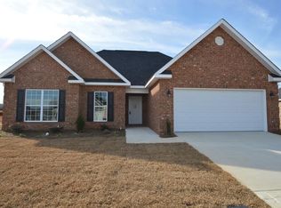 411 Stonebrook Cir, Byron, GA 31008