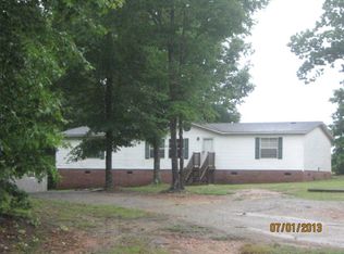 128 Deer Chase Dr, Chase City, VA 23924