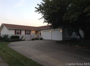 208 S Oxford Rd, Springfield, IL 62704