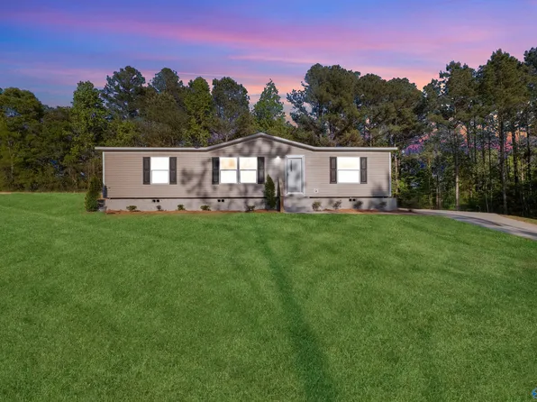 77 Cline Dr, Wellington, AL 36279