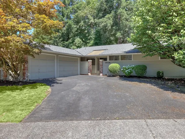 10416 165th Place NE, Redmond, WA 98052