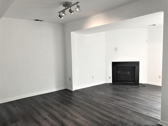 3rd image of 13316 Aiken Pl #13316