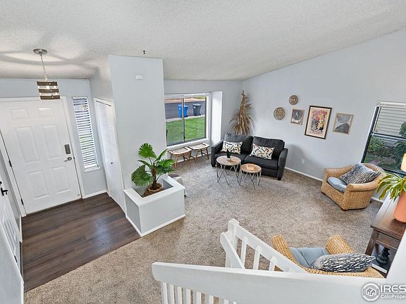 5th image of 930 Bitterbrush Ln