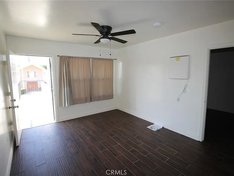 4954 Tweedy Blvd #B — Photo 5