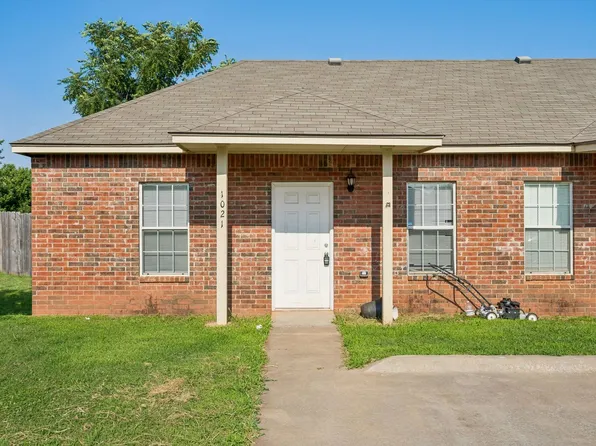 1021 Shady Creek Cir, Guthrie, OK 73044