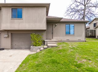 1010 N Hampton Ave, Springfield, MO 65802